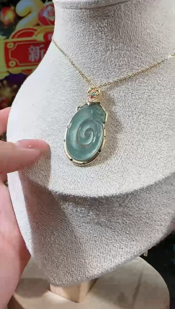 【闪购商品】翡翠吊坠(赠链)银S925镶嵌龙多样性发一