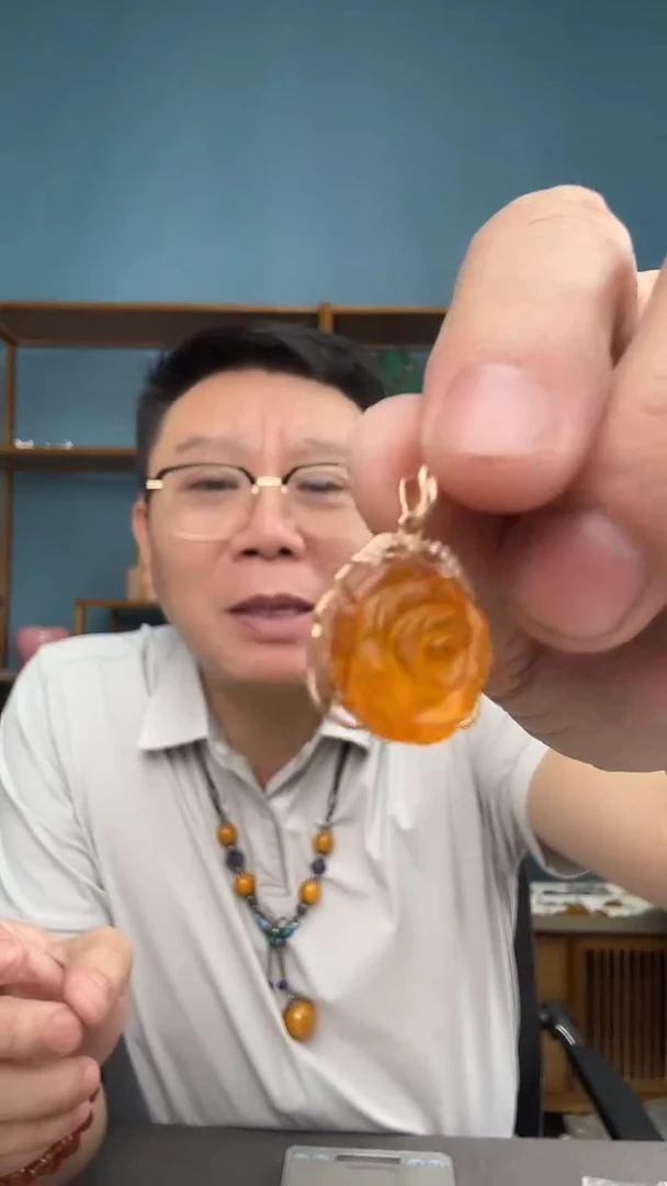 裸石琥珀未镶嵌26（有瑕介意勿拍）
