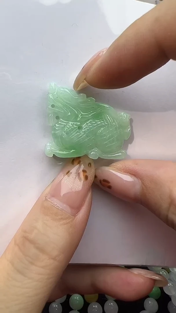 未镶嵌挂件翡翠生肖龙