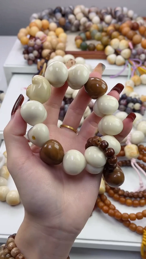 手串菩提根/象牙果妹妹设计款·象牙果爱心屁桃20*25mm手串