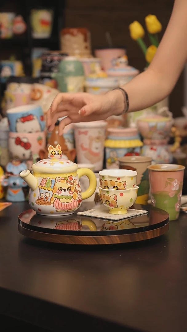 景德镇釉下彩绘设计师款式陶瓷