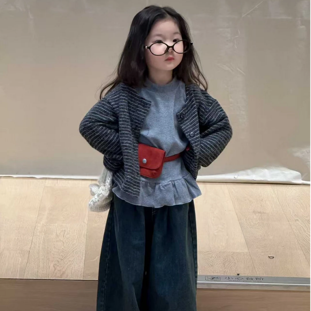 女童秋季时尚条纹圆领毛衣针织衫儿童开衫百搭复古宽松韩版牛仔裤
