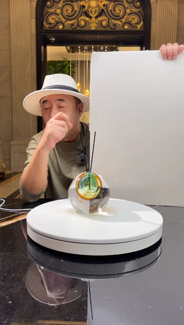 【闪购商品】摆件AJ05572艺术琉璃香薰瓶