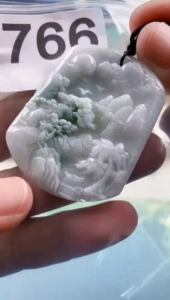 【闪购商品】翡翠挂件未镶嵌天然翡翠吊坠挂件