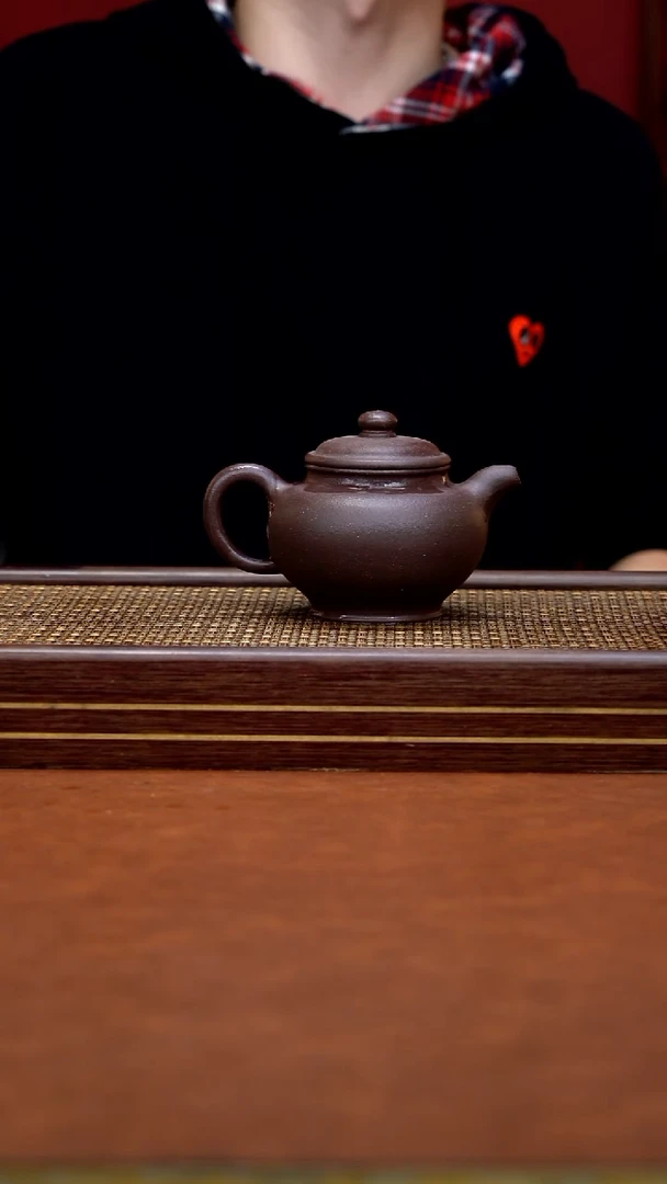 茶壶紫砂XJ    大水潭天青泥   掇只     280cc