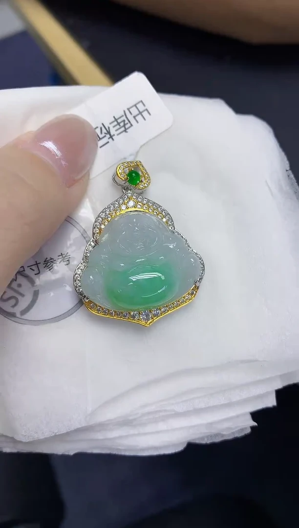 颈饰未镶嵌翡翠天然缅甸翡翠A货多样性发一件