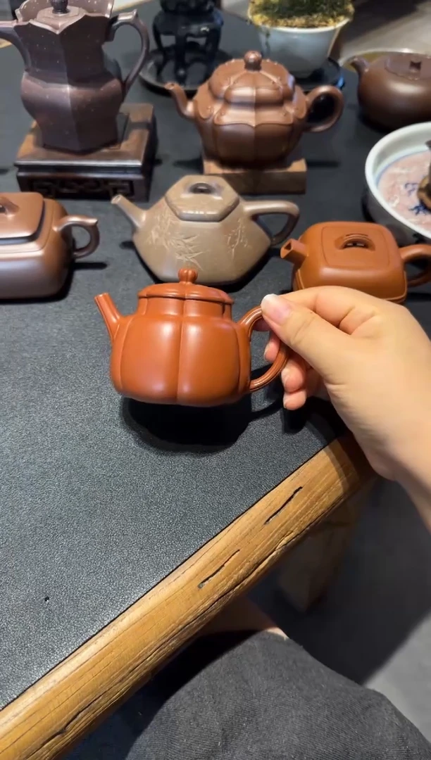茶壶紫砂白**相繁花 朱泥