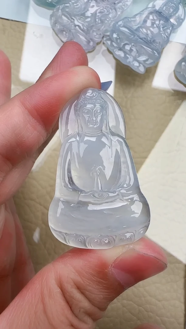 翡翠未镶嵌颈饰/缅甸天然翡翠A货