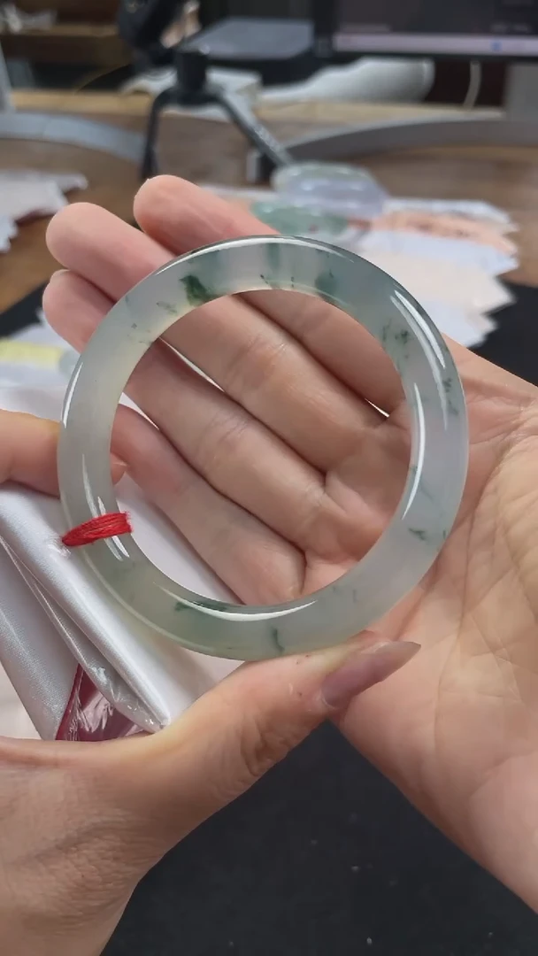 翡翠手镯未镶嵌20号-53.4圆条/MY/2