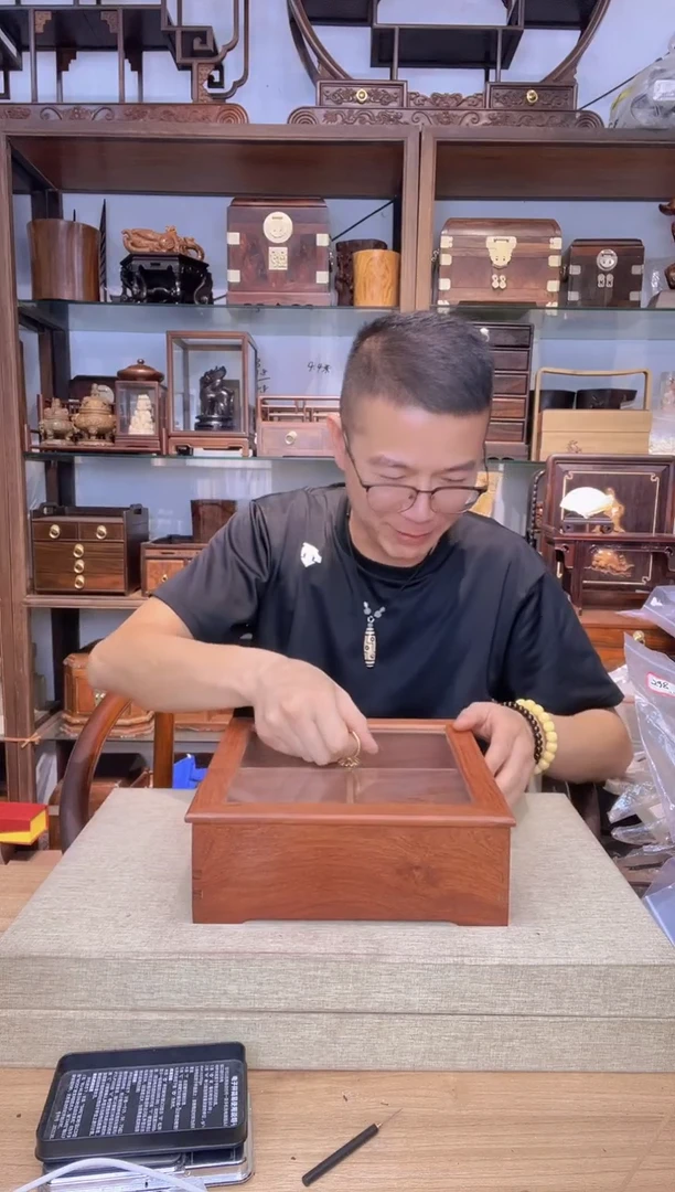 乌木类书架716缅花玻璃盖果盒