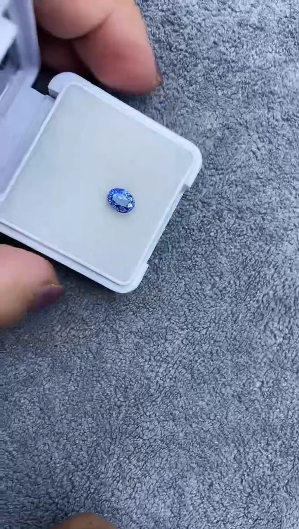 未镶嵌裸石定制蓝宝石1.25ct