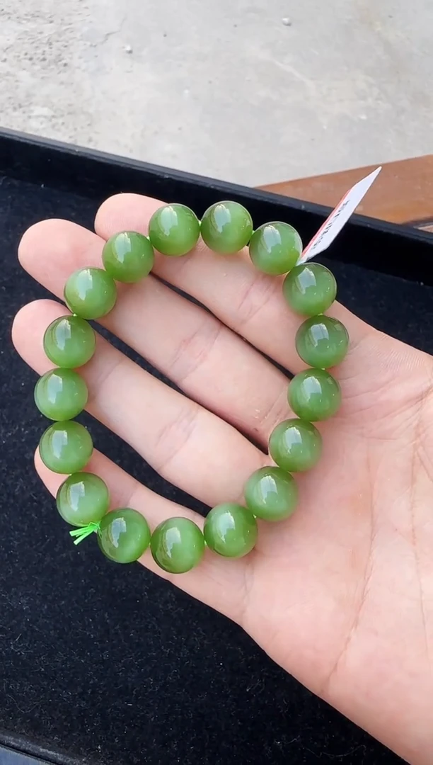 手链未镶嵌和田玉（碧玉）冰绿猫一线天约12mm多样发1