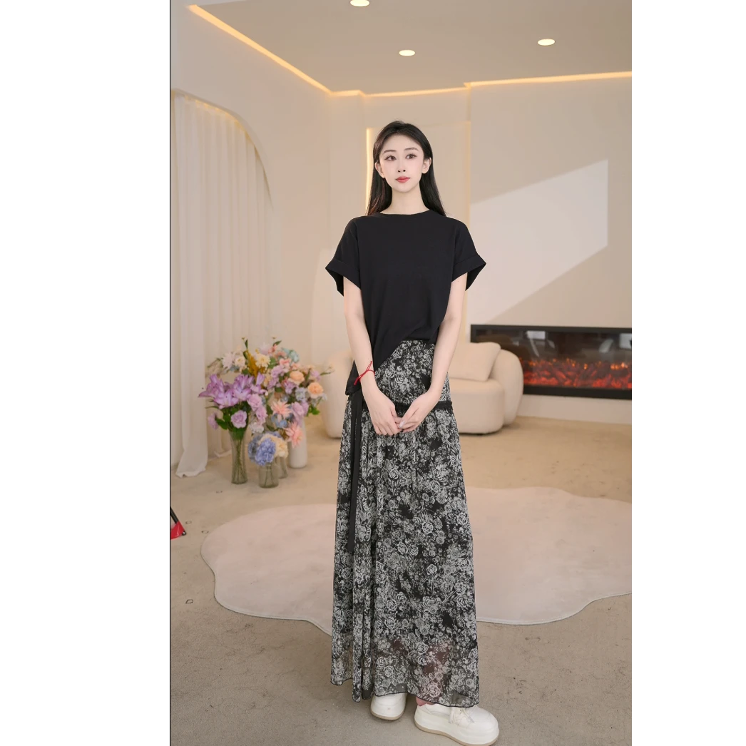 Basic House/百家好显瘦气质高腰时尚夏季松紧腰大摆百搭半身裙