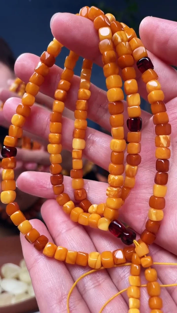 蜜蜡未镶嵌珠宝奇石多样性发货发其一假一赔四