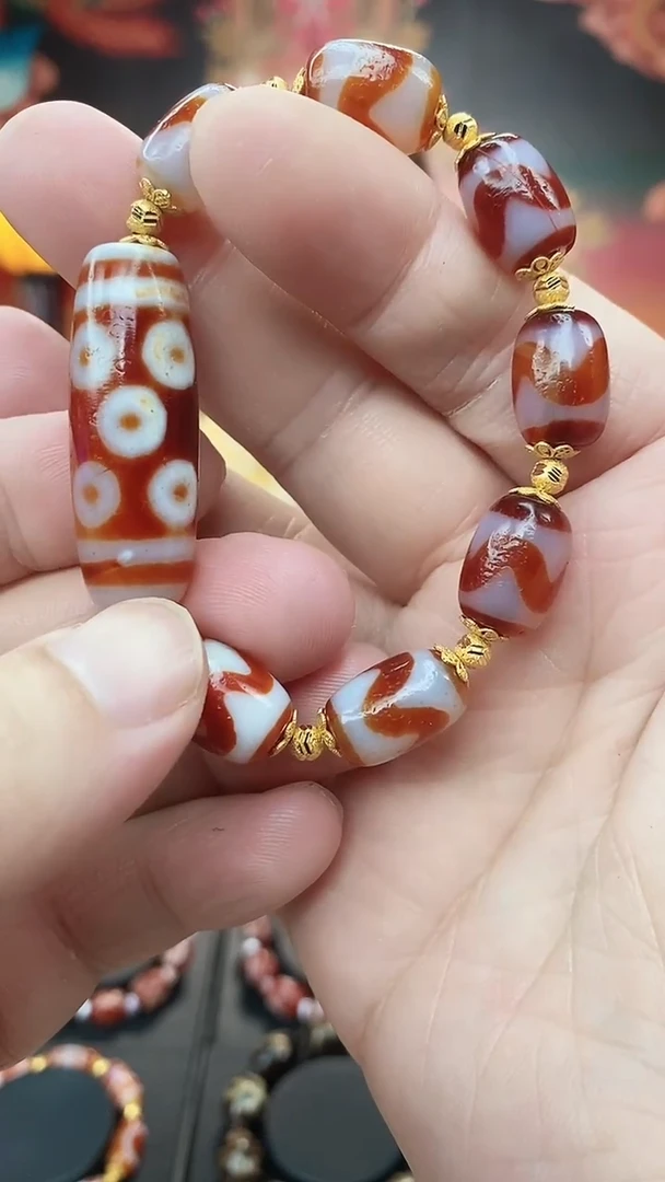 【闪购商品】玛瑙/玉髓手串未镶嵌玛瑙八眼手串