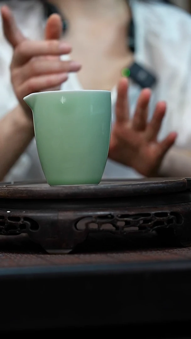 茶壶紫砂宜兴岁颐传砂原矿全手杯子