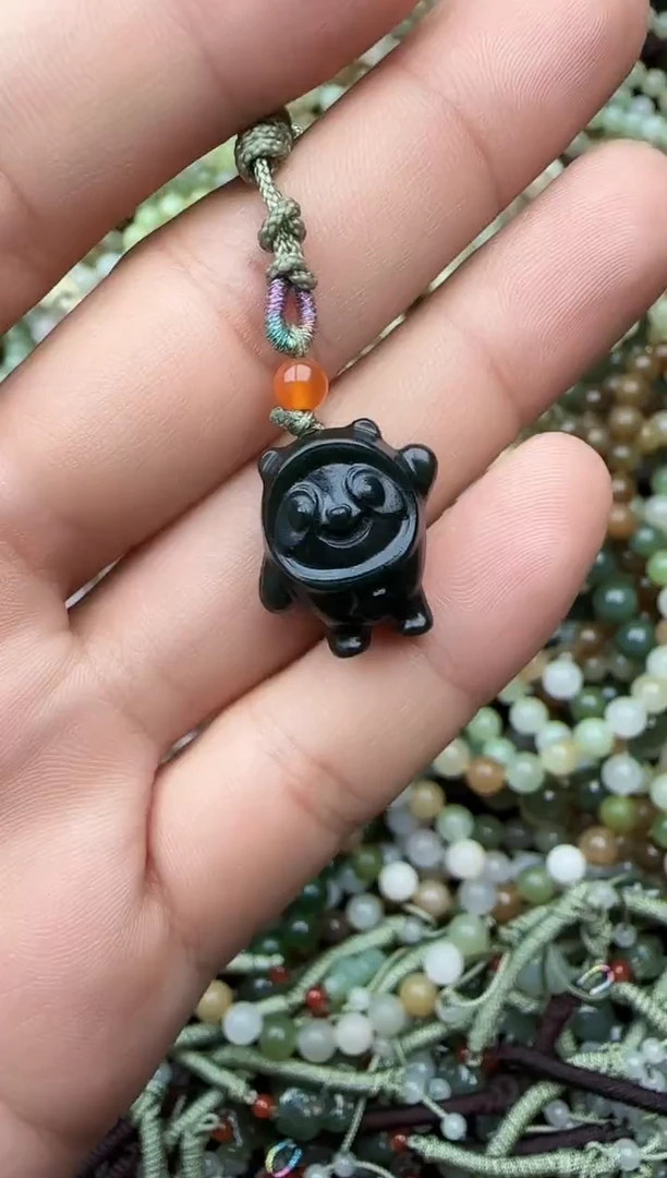 颈饰未镶嵌和田玉拍一发一