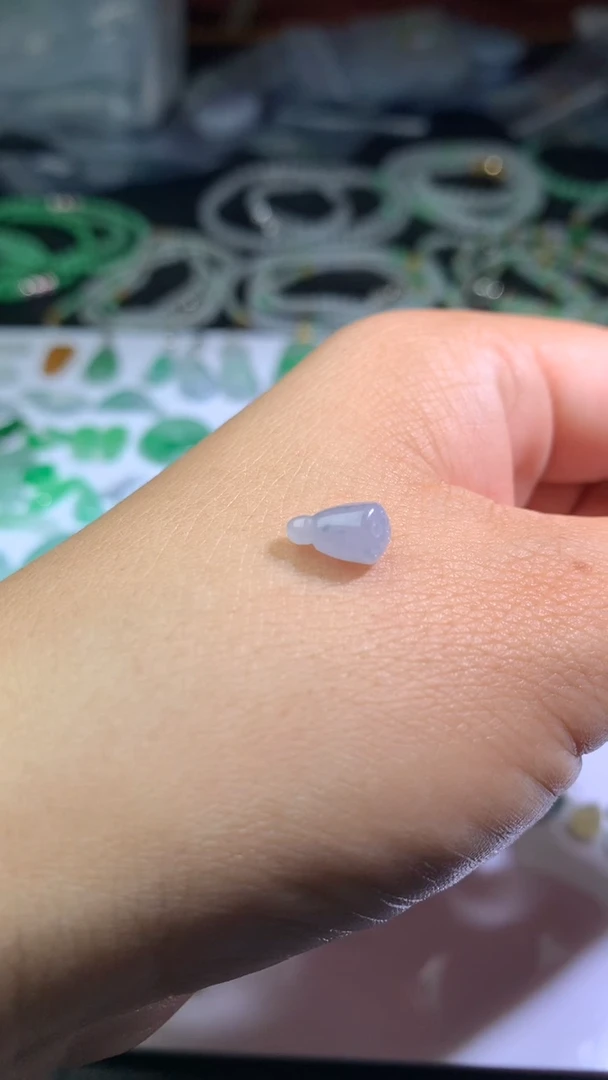 未镶嵌定制翡翠毛货