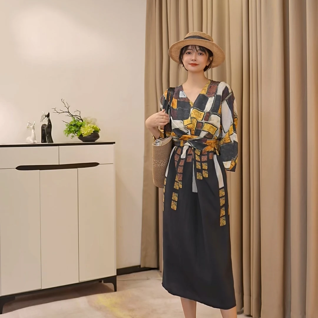 51223长袖百搭常规晕染显瘦时尚气质桑蚕丝印花连衣裙民族风