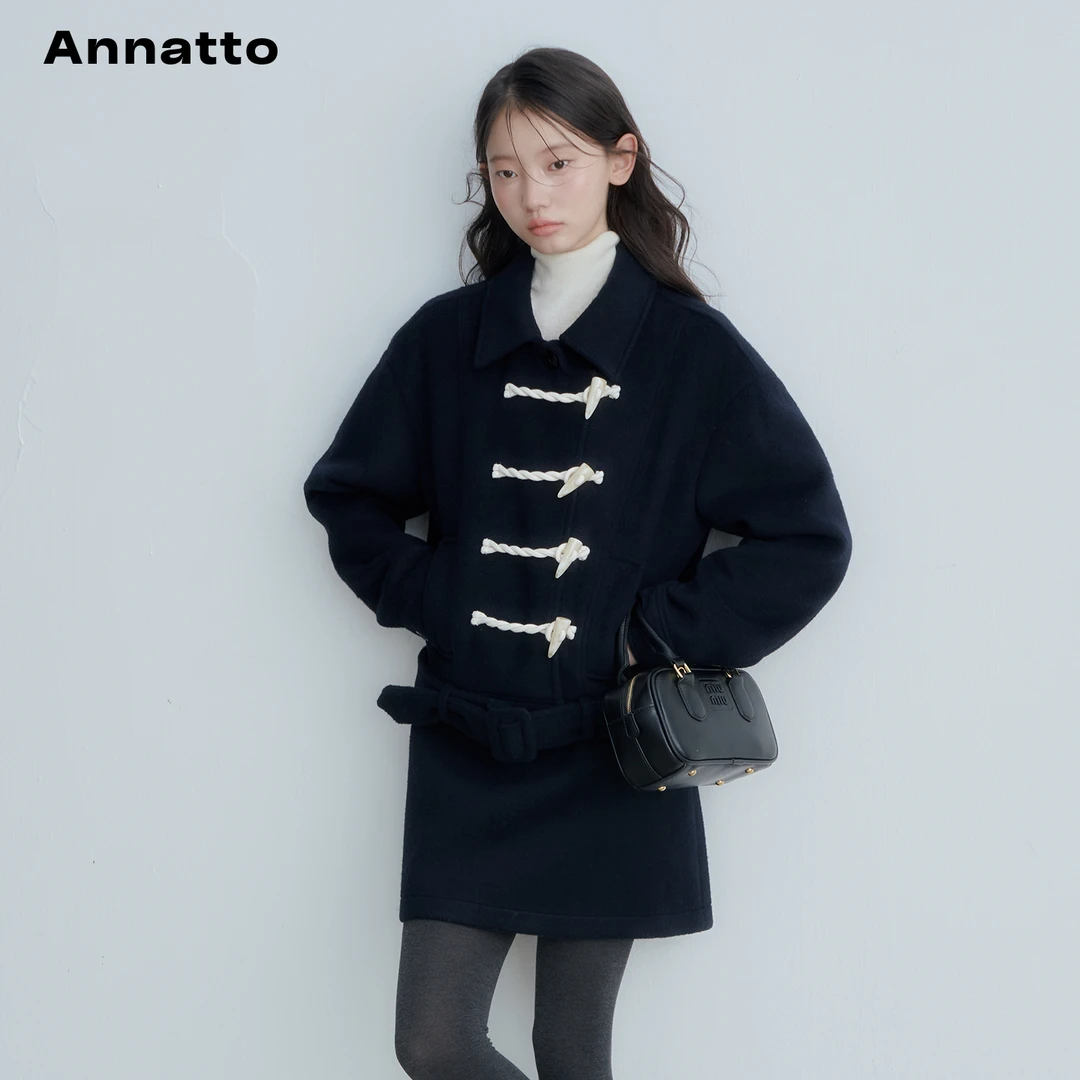 ANNATTO【9月22日晚20点享1件7折】冬季藏青色短款牛角扣大衣外套