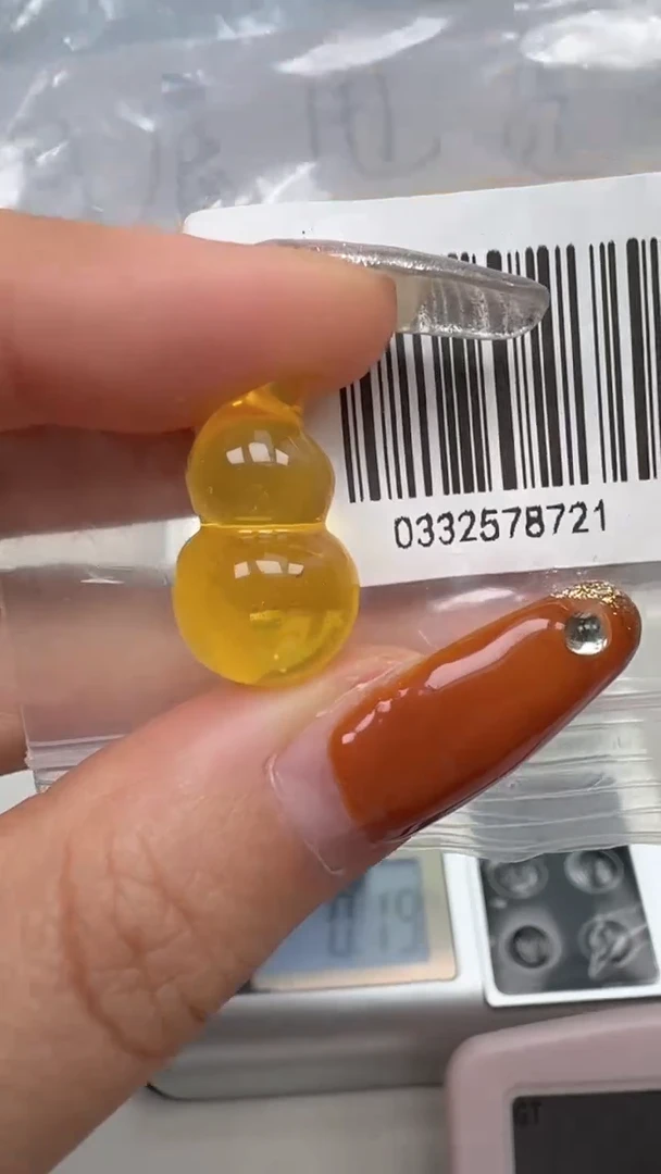 裸石琥珀未镶嵌如图