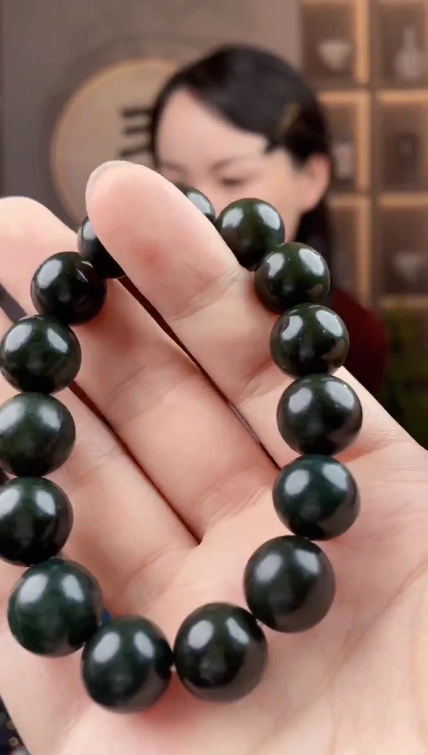 颈饰未镶嵌和田玉拍一发一，多样性发货