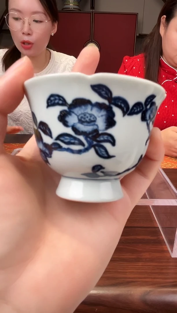 古县衙斗彩山茶花口杯
