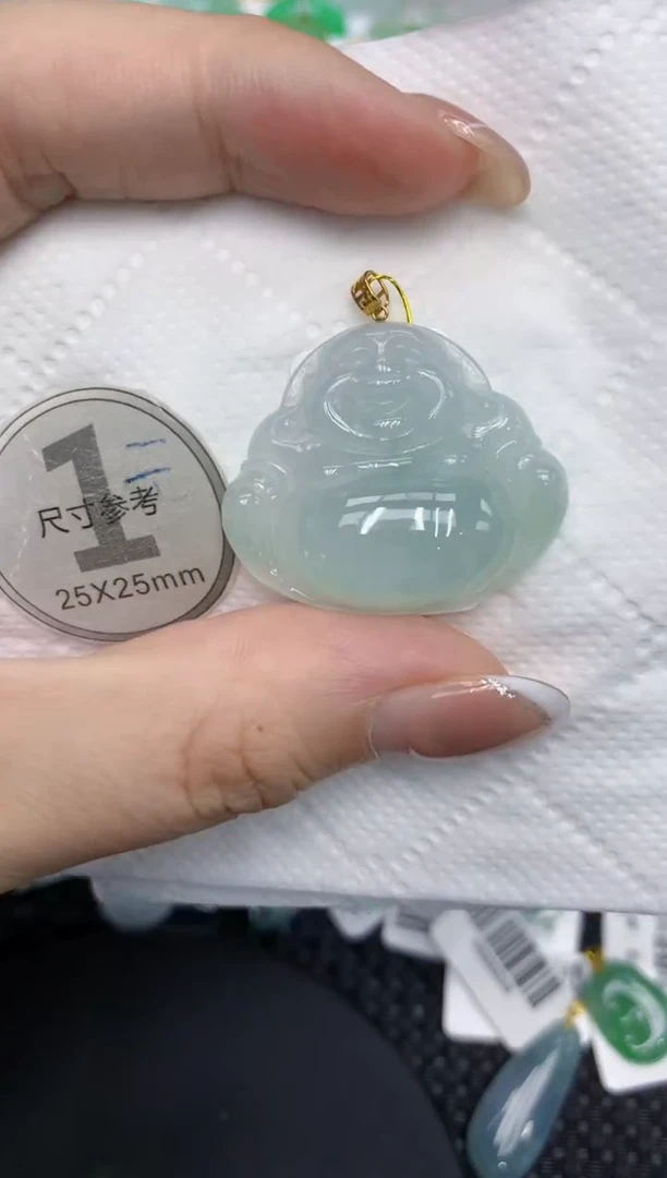颈饰18K金镶嵌翡翠111111111