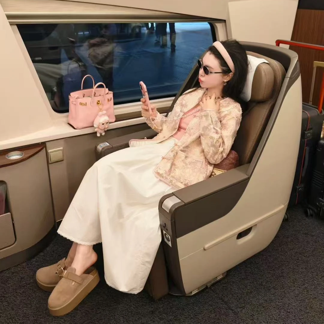 ARMS WELL王囡囡 粉色重工亮片刺绣新中式外套 L6