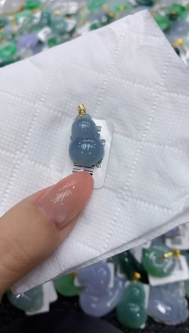 颈饰18K金镶嵌翡翠111111111111