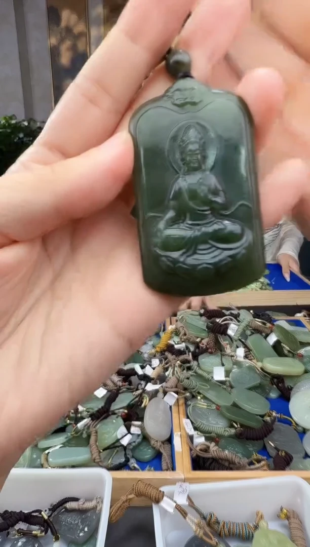 未镶嵌和田玉挂件拍一发一