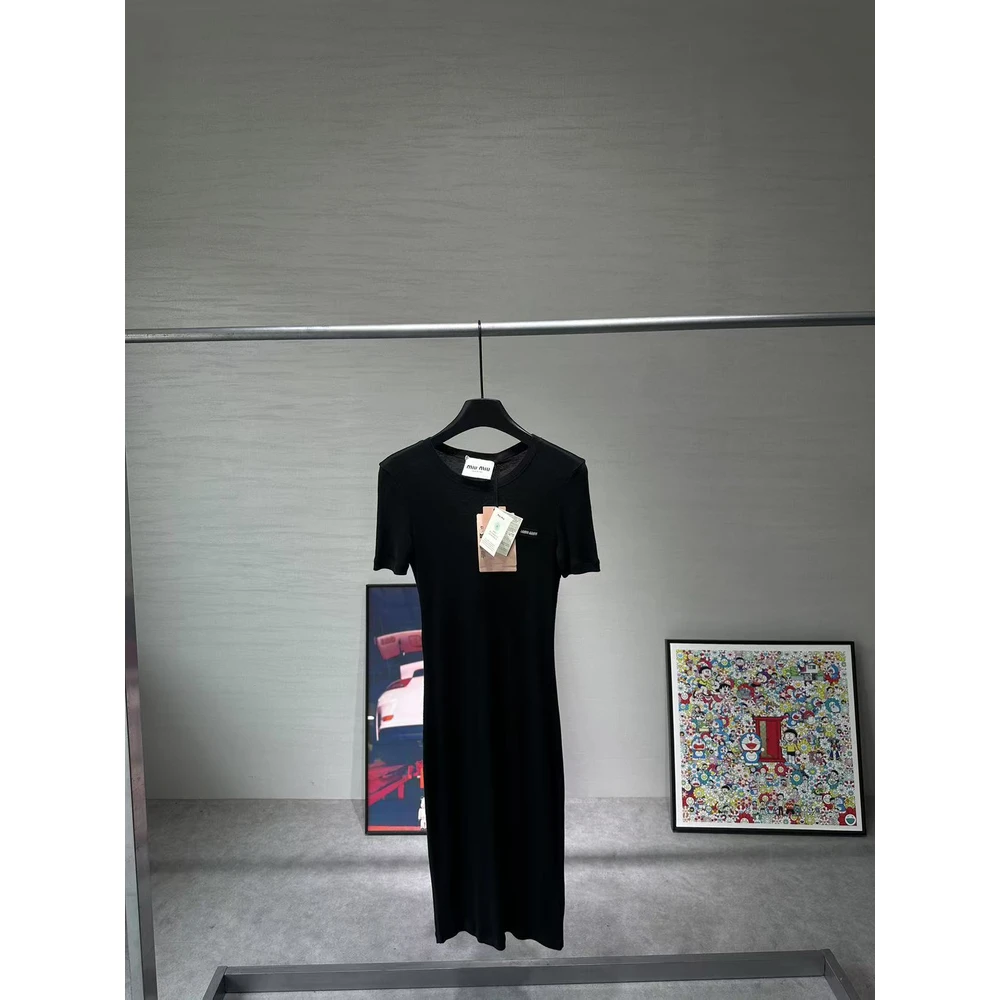 未使用 MIU MIU/缪缪 纯色圆领桑蚕丝长裙  黑色/38