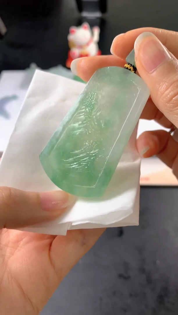 未镶嵌定制翡翠依*毛货抛光