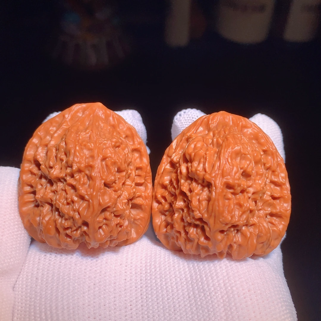 南疆石文玩核桃，精品拉丝高炮可把玩金公子核桃手把件