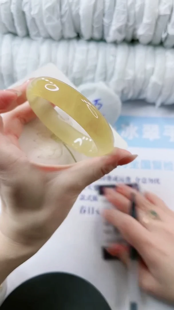 【闪购商品】石英质玉手镯未镶嵌多样性发货L77-64