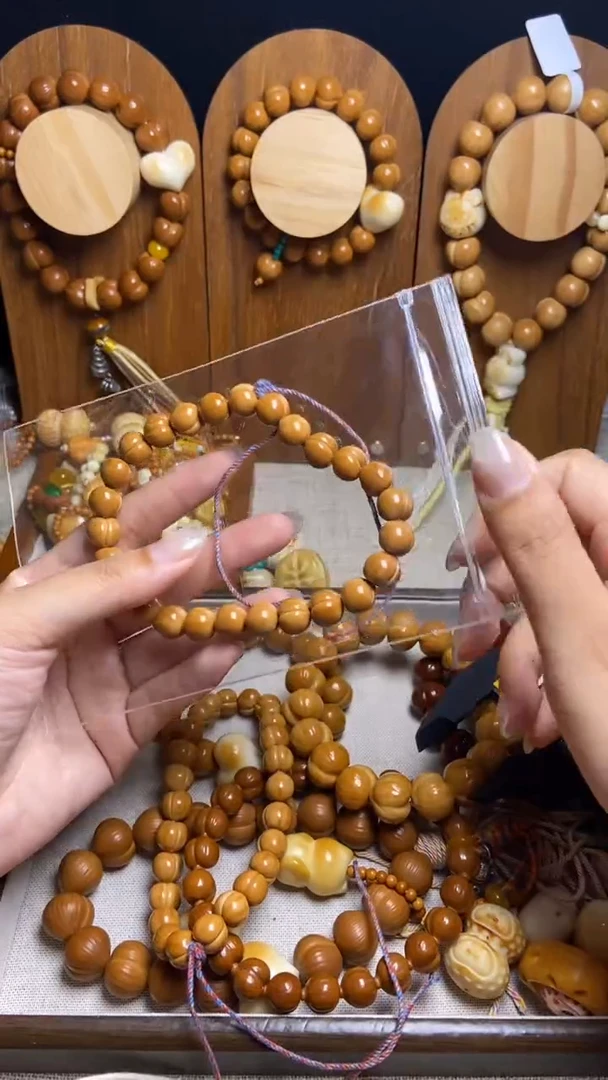 手串猴头核桃凉****?全品纯手工奶油泡芙小尺寸素手持