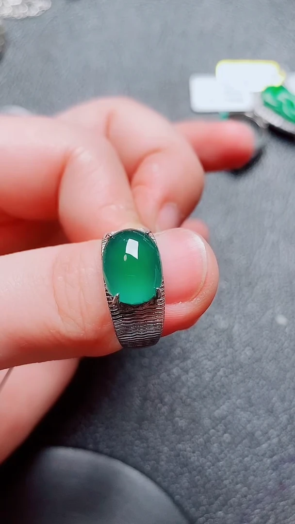 翡翠戒指银S925镶嵌翡翠