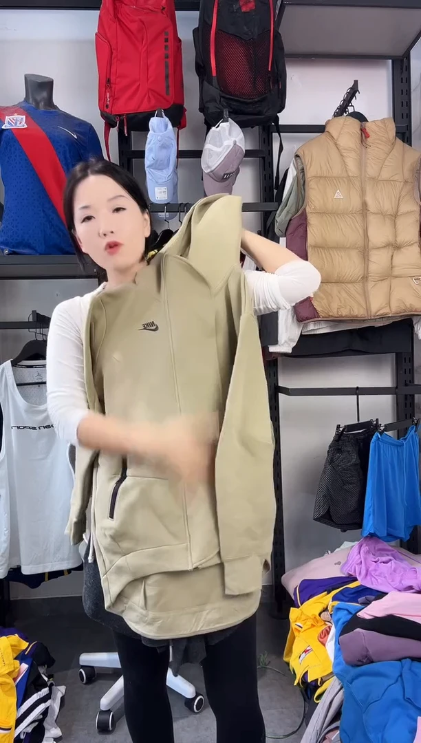 238编码 瑕疵款直播间过款为准 尺码S155