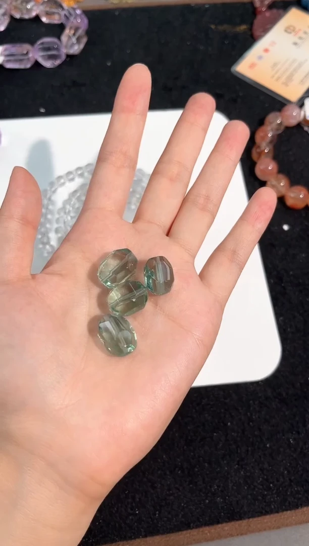 水晶手链未镶嵌84号萤石单颗配件