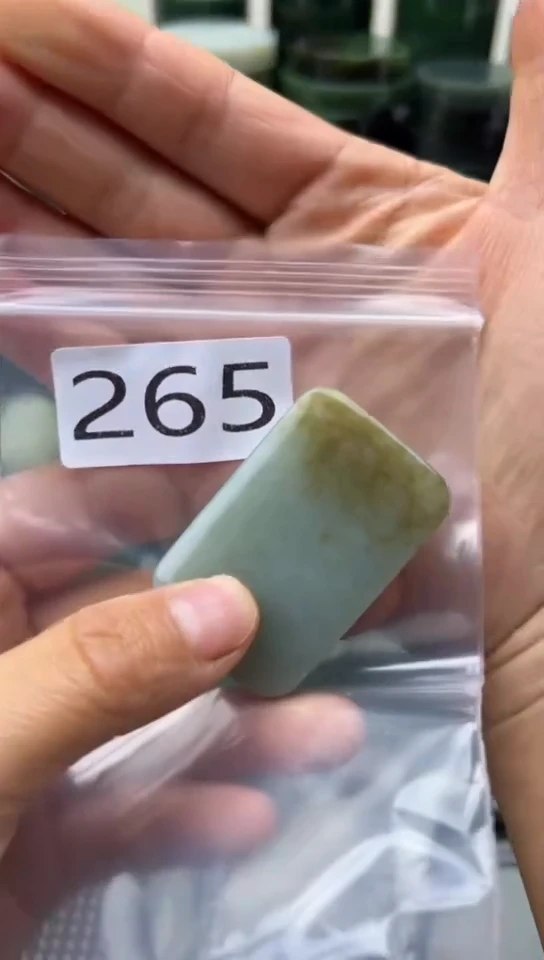 未镶嵌和田玉珠宝半成品牌子