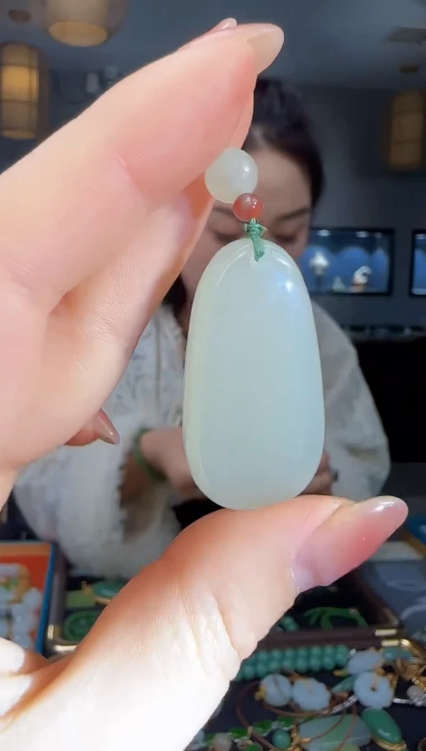 吊坠(不含链)未镶嵌和田玉1