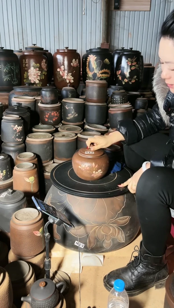 【闪购商品】壶瑕 古铜色 彩填 玉兰花612