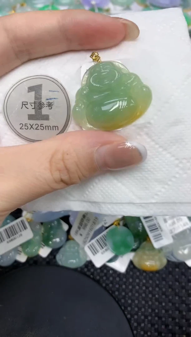 颈饰18K金镶嵌翡翠111111