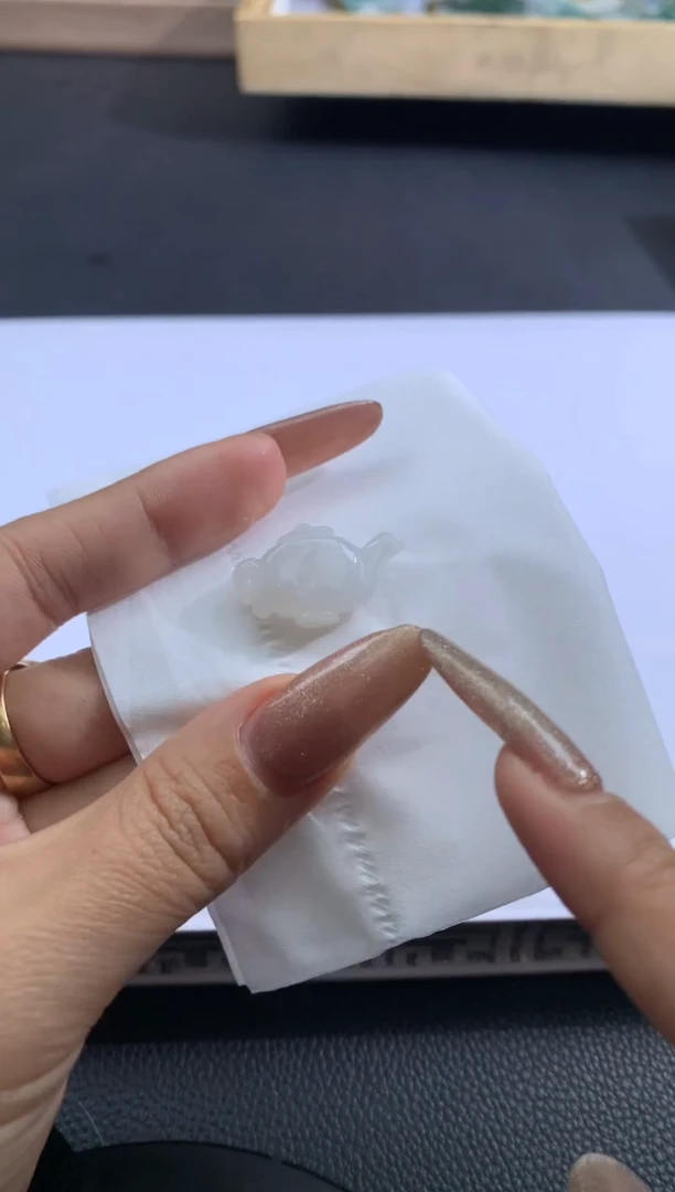 【闪购商品】定制翡翠未镶嵌翡翠