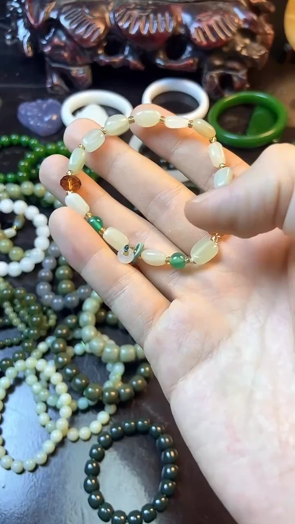 手串未镶嵌和田玉主播推荐！！主播推荐！！