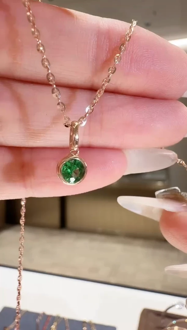 石榴石（沙弗莱）单吊坠18K金镶嵌沙佛莱单吊坠不含链