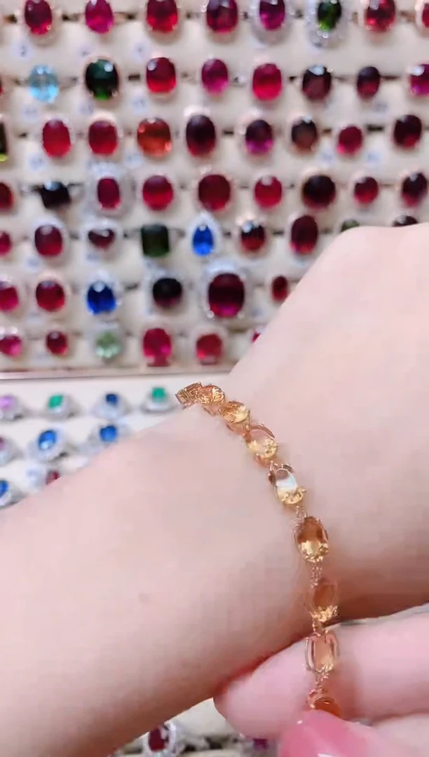 18K金镶嵌手链黄晶1