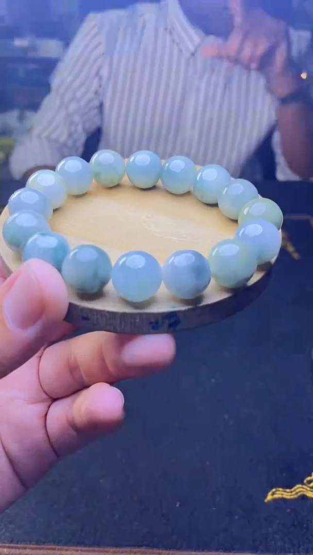 定制翡翠未镶嵌天然缅甸A货翡翠，多样性发货，拍一发一