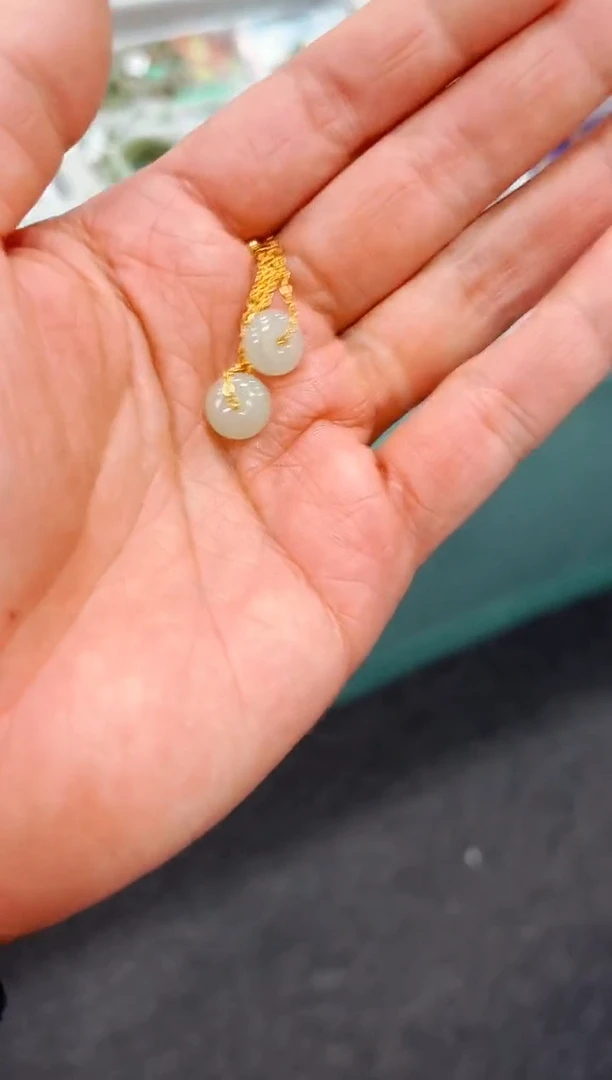 【闪购商品】和田玉耳饰银S925镶嵌耳线01