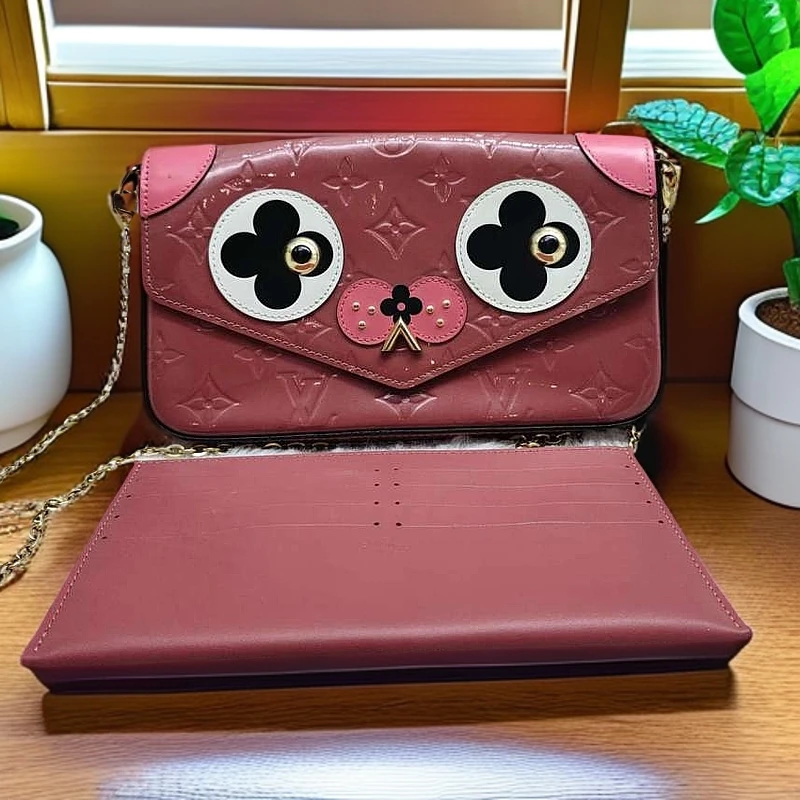 95新 LouisVuitton/路易威登 粉色漆皮压花三合一 1329 7860
